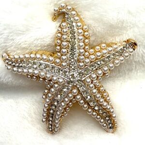 Elegant Rhinestone Bead Starfish Style Brooch Goldtone